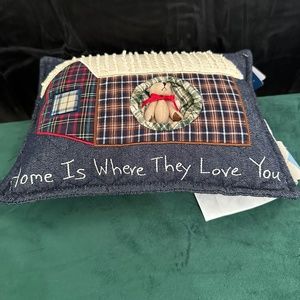 Boyd’s Home, Boyd’s Collectibles, Vintage 10” x 8” denim quilted pillow,